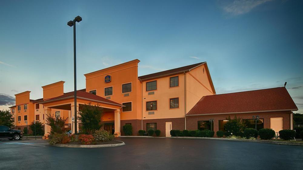 נוקסוויל Best Western Plus Strawberry Inn & Suites מראה חיצוני תמונה