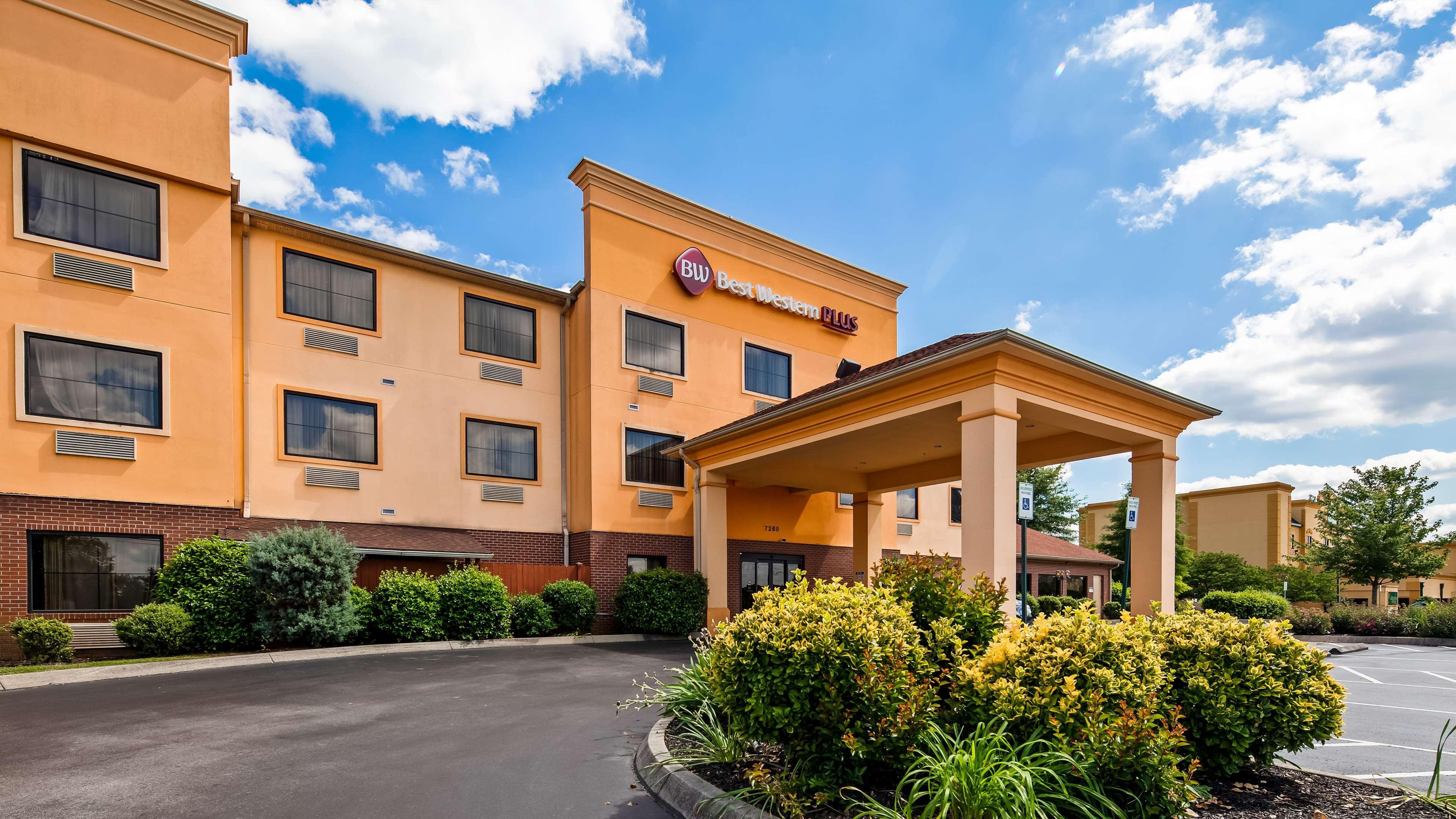 נוקסוויל Best Western Plus Strawberry Inn & Suites מראה חיצוני תמונה